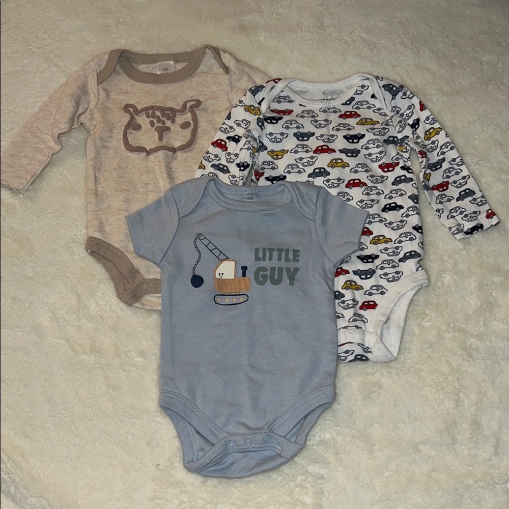 Baby onesies bundle 3 month Tiny bit